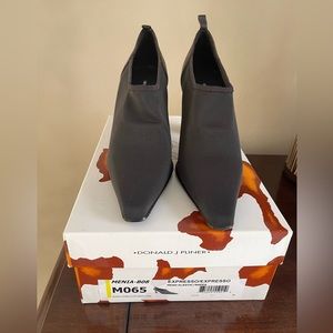 Donald J Pliner Dark Brown  Nylon Pumps Size 6.5M